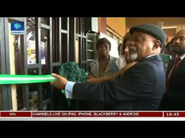 Video: FG Clarifies Issue Of Cow Invasion Into Run-Way Read To Upgrade Benin Airport